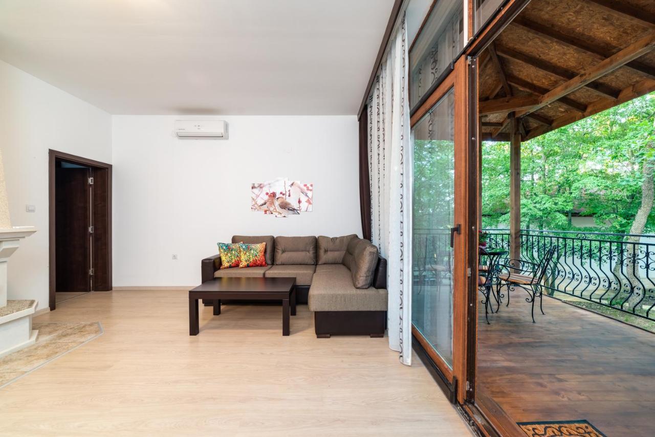 Blaguna Eco Complex Villa Varna Esterno foto